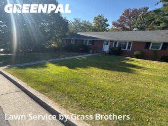 Lawn Care nearby Cave Spring, VA, 