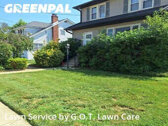 Lawn Care nearby Burlington, PA, 