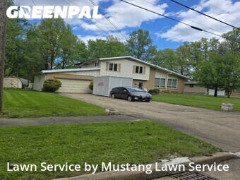 Lawn Maintenance nearby Warren, OH, 