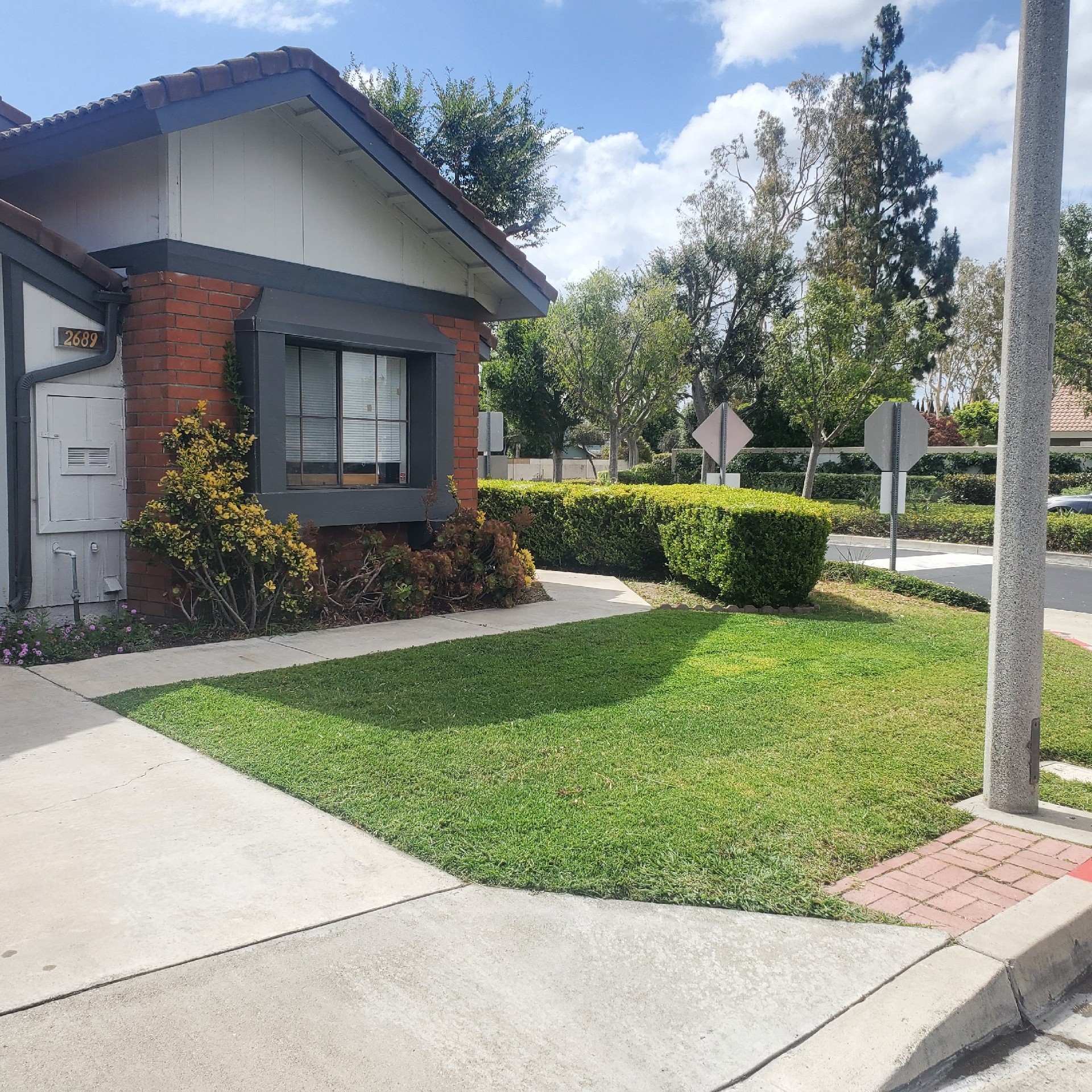 cheap-lawn-cutting-businesses-in in Jurupa Valley, CA