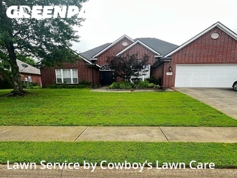 Lawn Mowing Service nearby Rogers, AR, 