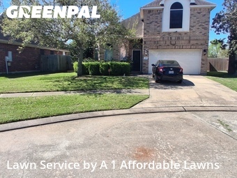 Lawn Cut nearby Dickinson, TX, 