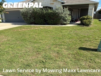 Lawn Mowing Service nearby Hutto, TX, 