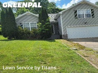 Lawn Maintenance nearby Clarksville, TN, 