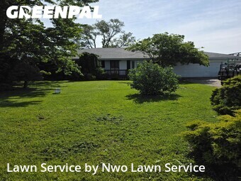 Lawn Service nearby Fremont, OH, 
