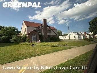 Lawn Care Service nearby Manchester, CT, 