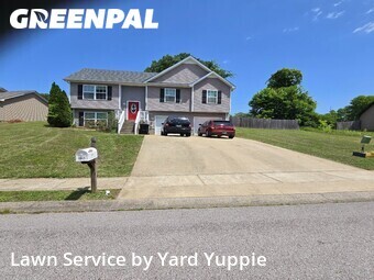 Grass Cutin Clarksville,37043,Lawn Mowing by Yard Yuppie, work completed in Jun , 2026