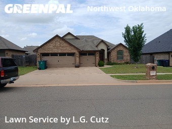 Grass Cutting nearby Yukon, OK, 