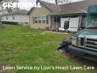 Lawn Cutting nearby Leavenworth, KS, 