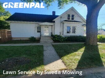 Lawn Mowing Service nearby Green Bay, WI, 