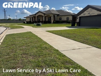 Lawn mowed in Killeen, 76549