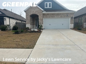 Lawn Mowing nearby Woodloch, TX, 