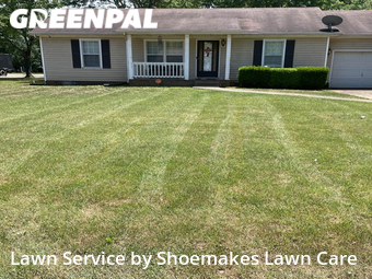 Lawn Maintenance nearby Clarksville, TN, 