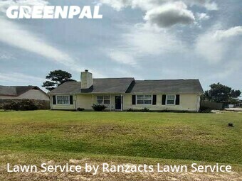 Lawn Care nearby Hubert, NC, 
