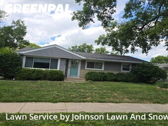 Yard Mowing nearby Lincoln, NE, 