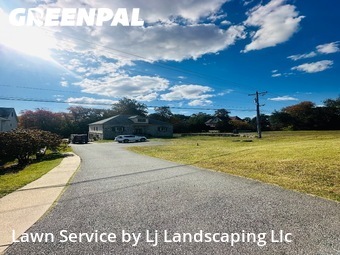 Lawn Mowing nearby Claymont, DE, 