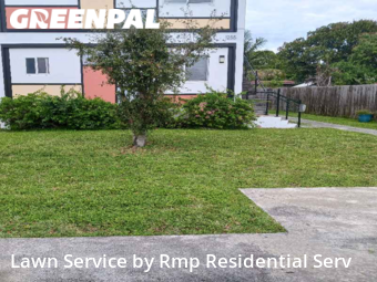 Yard Mowing nearby North Miami, FL, 