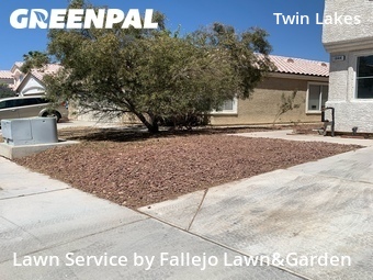 Lawn mowed in Las Vegas, 89128