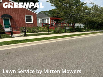 Yard Cutting nearby Berkley, MI, 