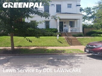 Lawn Mowing Service nearby St. Louis, MO, 