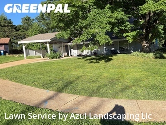 Lawn Maintenance nearby Ballwin, MO, 