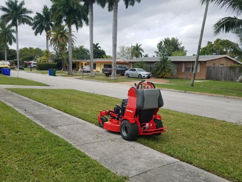 local-lawn-cutting-services-in-Dania Beach-FL
