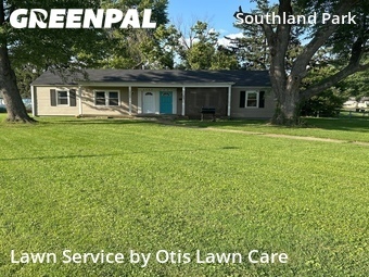 Grass Cut nearby Louisville, KY, 