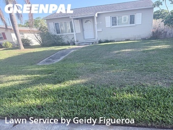 Lawn Service nearby St. Petersburg, FL, 