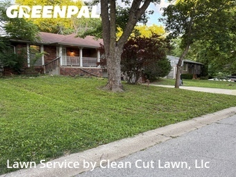 Lawn Service nearby Blue Springs, MO, 