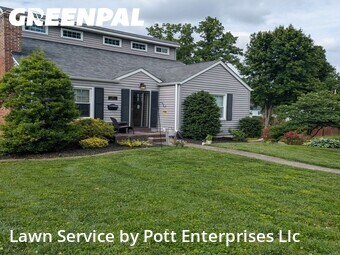 Lawn Care nearby Kirkwood, MO, 