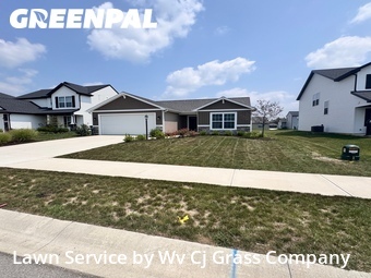 Lawn Care Service nearby Fort Wayne, IN, 