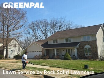 Grass Cutting nearby Des Peres, IL, 