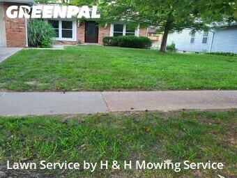 Grass Cutting nearby Maryland Heights, MO, 