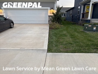 Yard Mowing nearby Blue Springs, MO, 