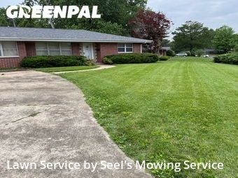 Lawn Mowing Service nearby Belleville, IL, 