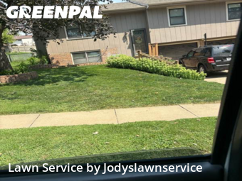 Lawn Cutting nearby Omaha, NE, 