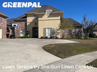 Yard Mowing nearby Central, LA, 