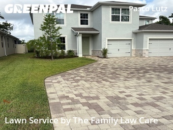 Lawn Mowing nearby Lutz, FL, 