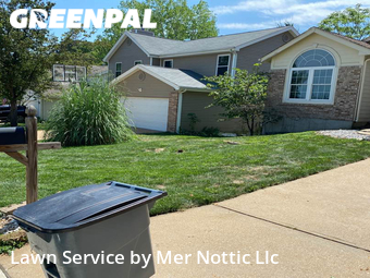 Lawn Care Service nearby Valley Park, MO, 