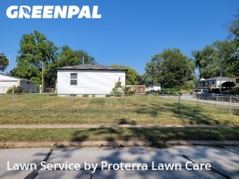 Yard Mowing nearby Bellevue, IA, 