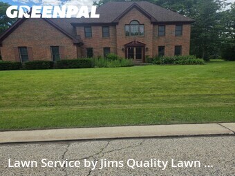 Grass Cutting nearby Hawthorn Woods, IL, 