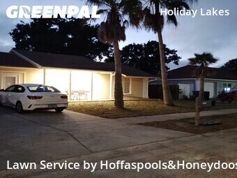 Lawn Mowing Service nearby Holiday, FL, 