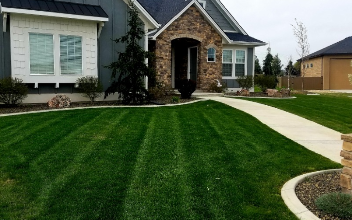 Yard mowing company in Broken Arrow, OK, 74014