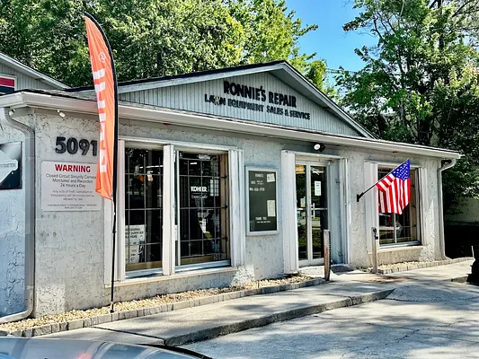 Ronnie's Repair Shop Photo 1