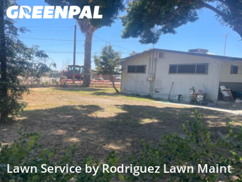 Work completed by local-lawn-maintenance-contractors-in-Tulare-CA