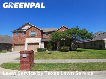 Lawn Mowing nearby Euless, TX, 