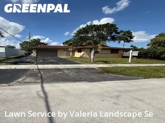 Lawn Care Service nearby Miami Gardens, FL, 