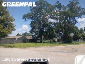 Lawn Mowing nearby Lafayette, LA, 