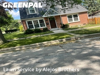 Lawn Maintenance nearby Evanston, IL, 