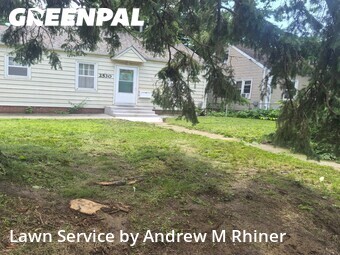 Lawn mowed in Des Moines, 50310